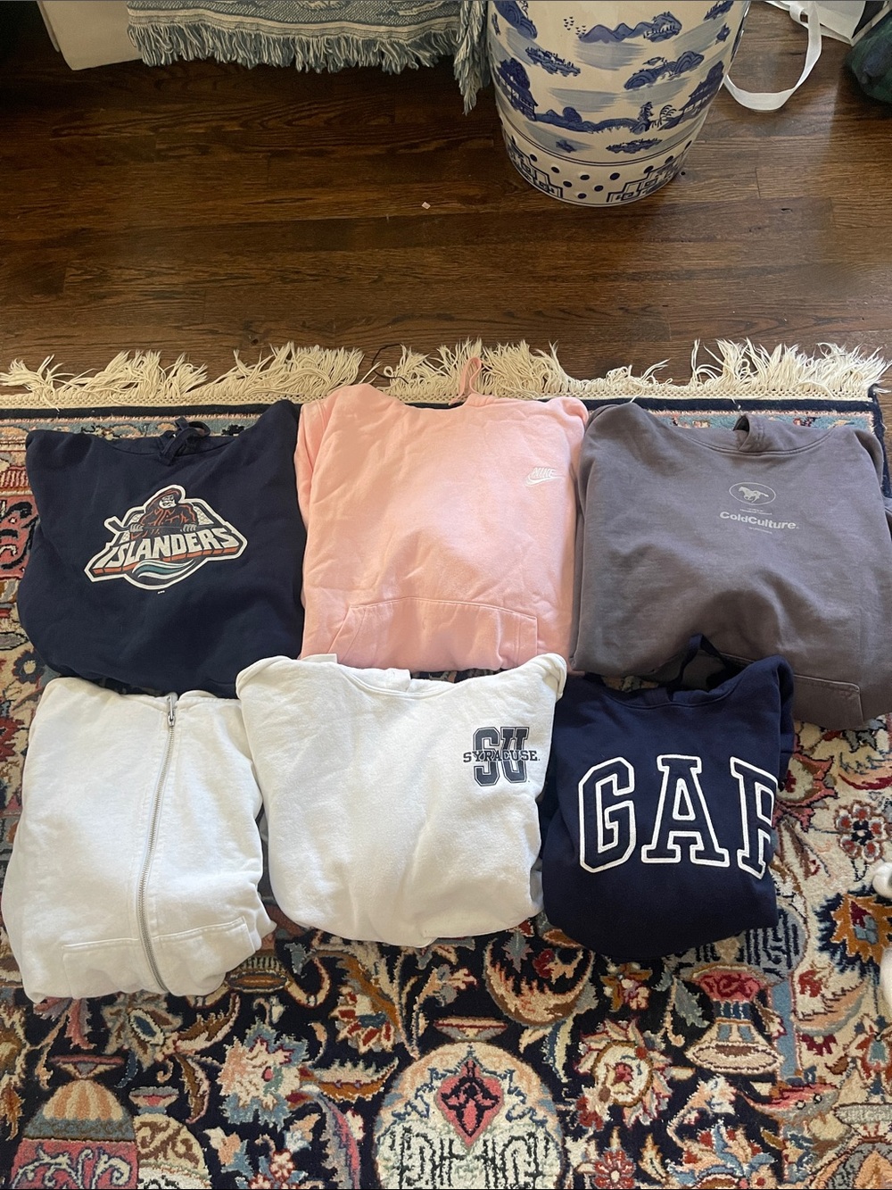 Bundle of 6 hoodies